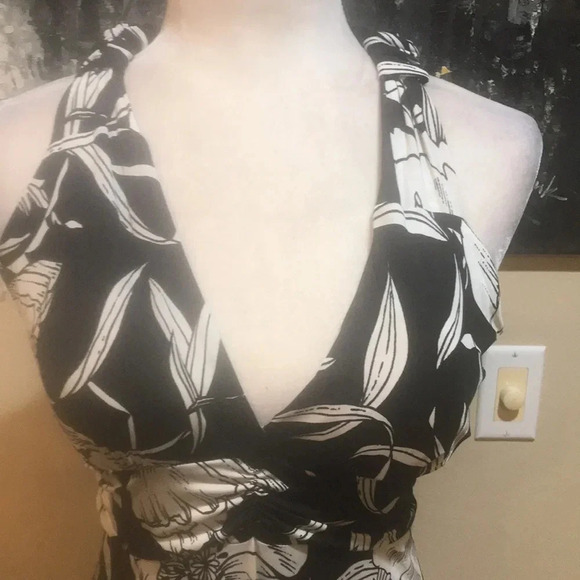 Nani Kai Hawaii Floral Halter Dress Asymmetrical Hem Open Back w/Tie Belt -M - Picture 5 of 11